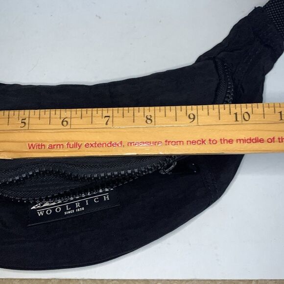 Woolrich Black Logo Front Nylon Fanny Pack Belt Bag - Picture 8 of 10